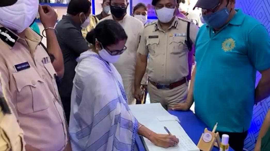 Mamata Banerjee: '১৯৯৫ সাল থেকে প্রতিবছর আমি কিছু বই বইমেলায় দিই', কলকাতা বইমেলায় মুখ্যমন্ত্রীর ১২টি বই