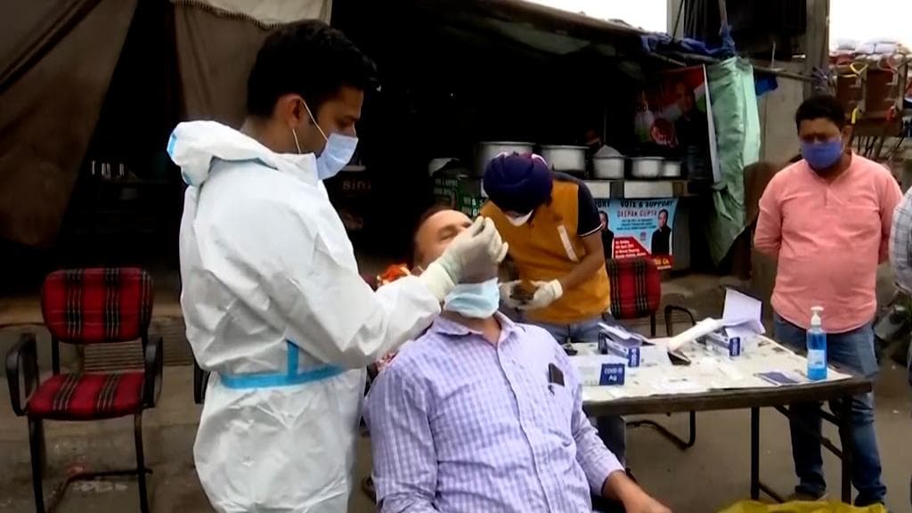 India covid cases: গত ২৪ ঘণ্টায় দেশে ১৮ হাজার ৮৭০ জন করোনা আক্রান্ত, মৃত্যু ৩৭৮ জনের