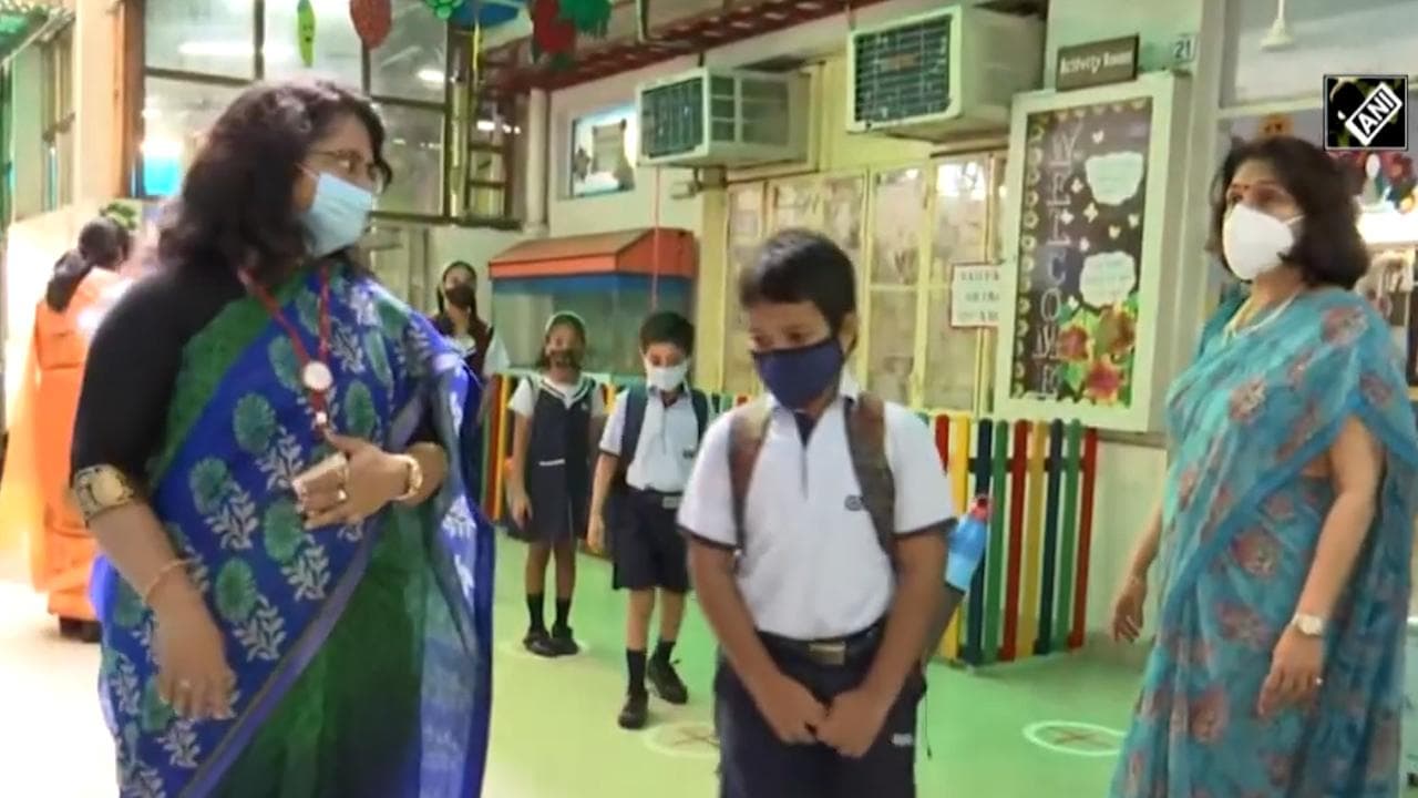 Air Pollution: यूपी प्रदूषण नियंत्रण बोर्ड का यू टर्न, नोएडा- गाजियाबाद में बंद नहीं होंगे स्कूल