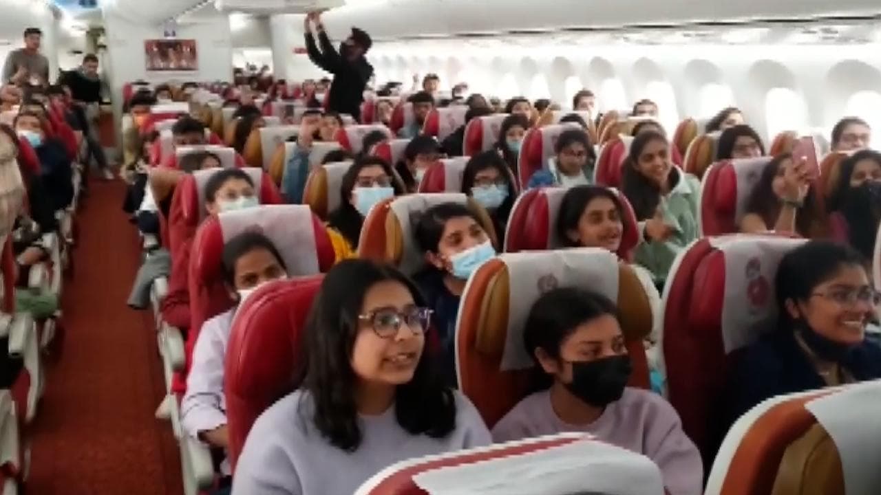 Indian evacuees from Ukraine land in Mumbai; took flight from Romania; received by minister | Op Ganga