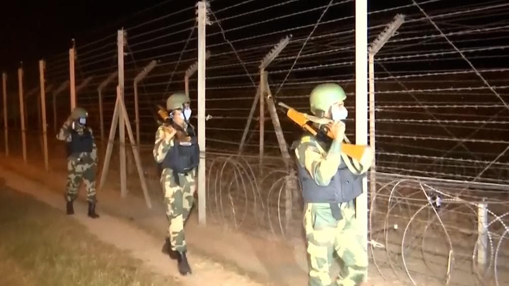 Kashmir landmine blast: কাশ্মীরে ল্যান্ডমাইন বিস্ফোরণে নিহত ২ সেনা জওয়ান