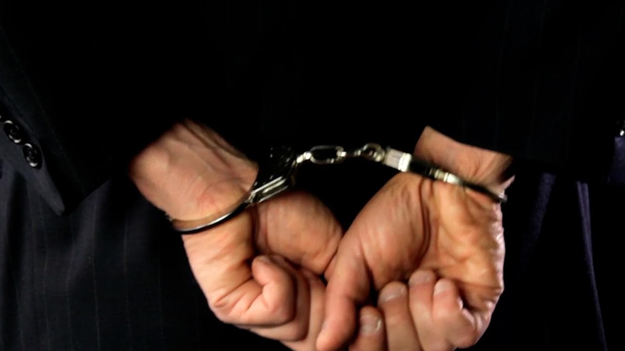 Odisha : চিকিৎসক পরিচয়ে সাত রাজ্যে ১৪ টি বিয়ে ! অবশেষে গ্রেফতার ৬০ বছরের বৃদ্ধ