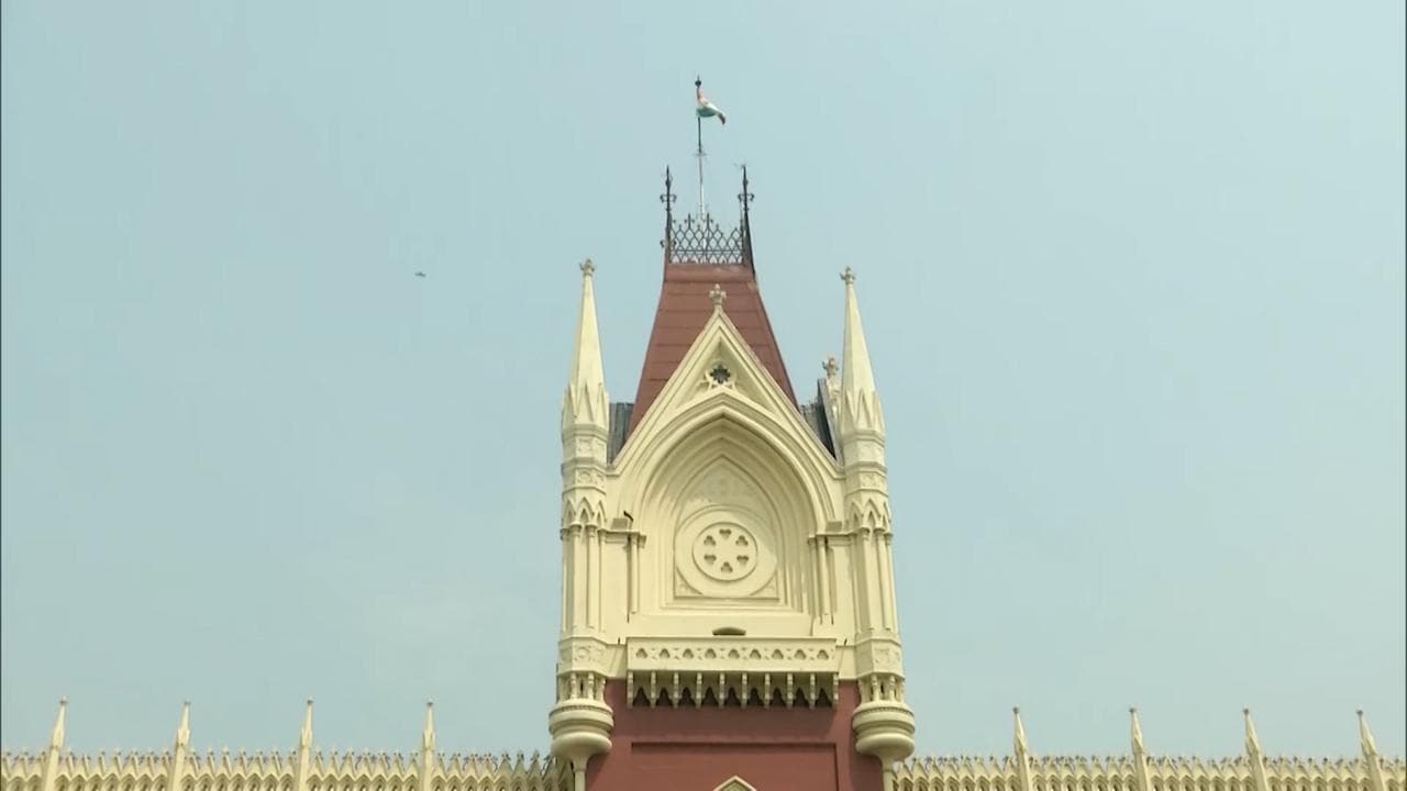 SSC Group D Update: গ্রুপ-ডি মামলায় বিশেষ অনুসন্ধানকারী দল গঠন, CBI তদন্তের নির্দেশ খারিজ ডিভিশন বেঞ্চের