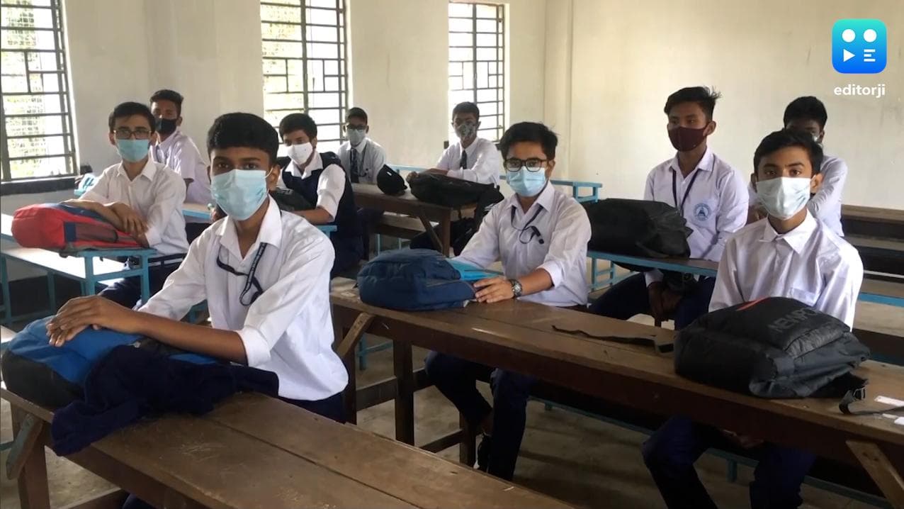 West Bengal Board: স্কুলে আর মোবাইল ফোন আনতে পারবেন না পড়ুয়ারা, নিষেধাজ্ঞা মধ্যশিক্ষা পর্ষদের