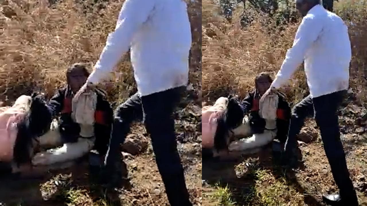 Maharashtra | On video: former Sarpanch and wife thrash pregnant forest ranger 