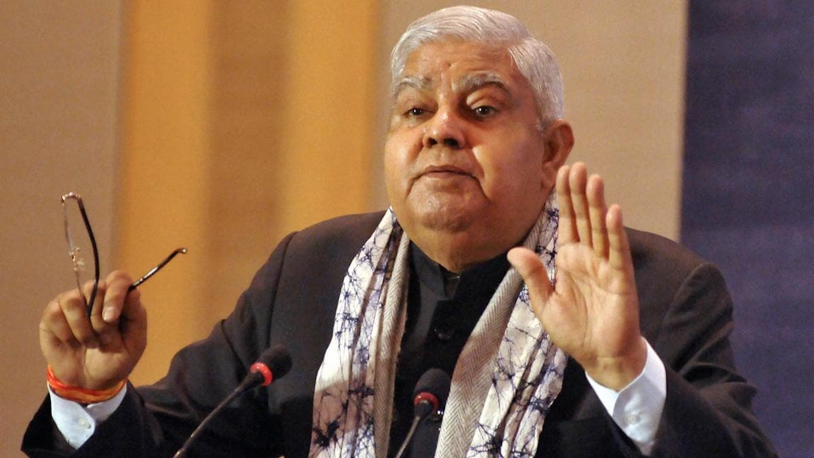 Jagdeep Dhankar: হাওড়া থেকে বালিকে আলাদা করা নিয়ে রিপোর্ট চাইলেন রাজ্যপাল