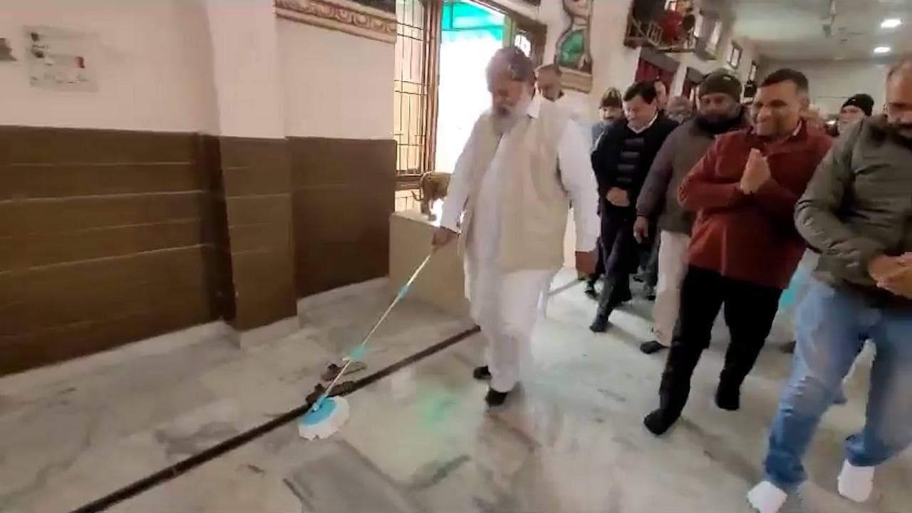 Haryana minister Anil Vij takes part in cleanliness drive at Ambala Cantt