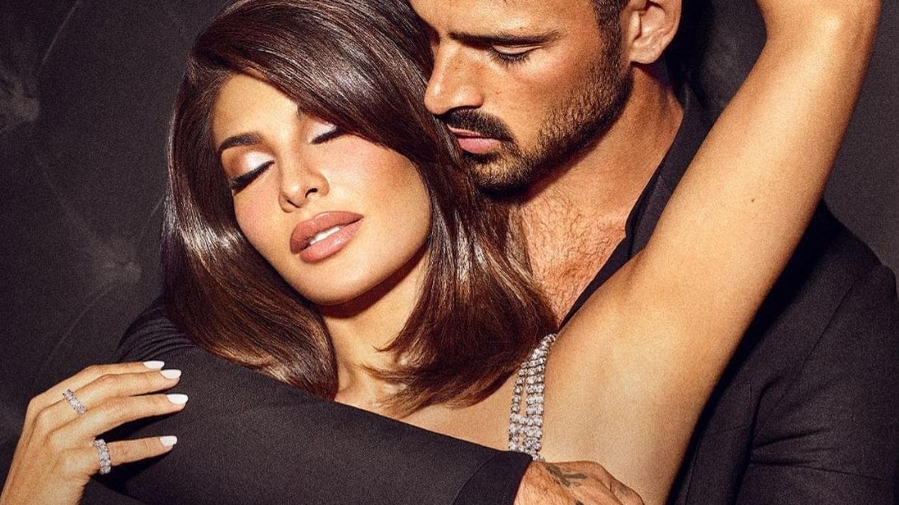 Michele Morrone makes his debut in India with Jacqueline Fernandez