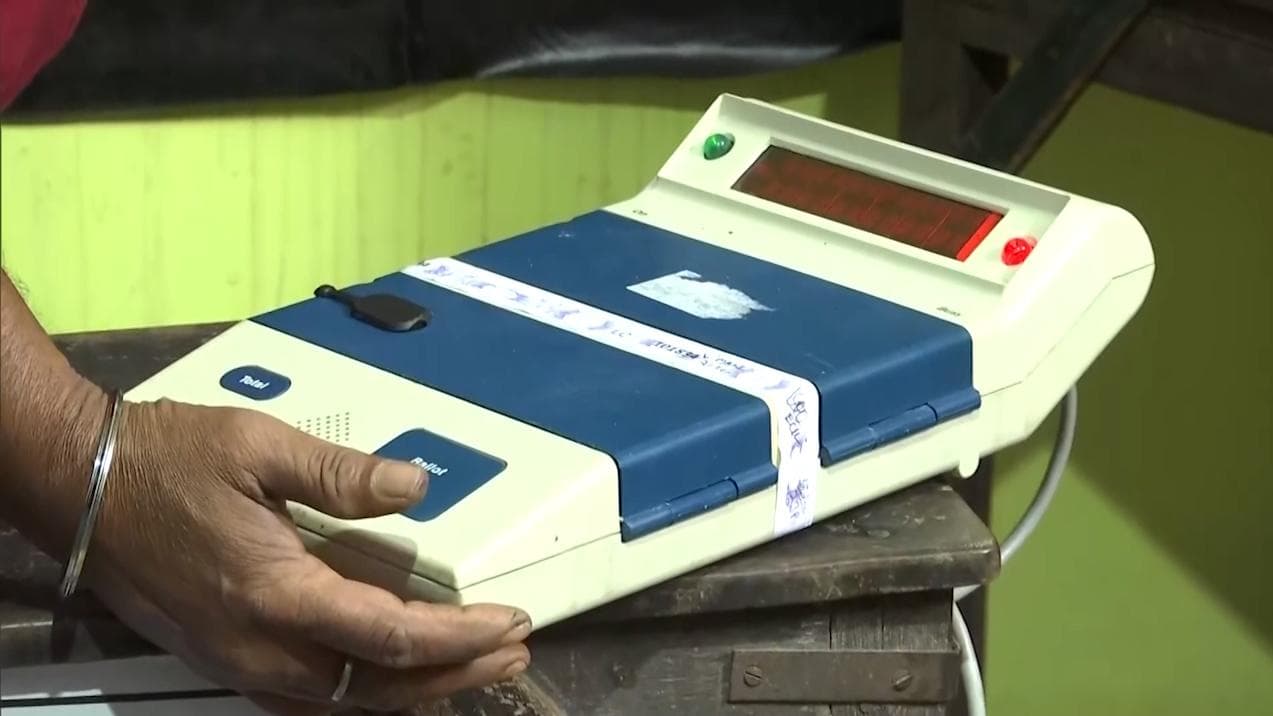 KMC Election 2021: সবুজ ঝড় সামলে জিতলেন কোন ৭ বিরোধী প্রার্থী?