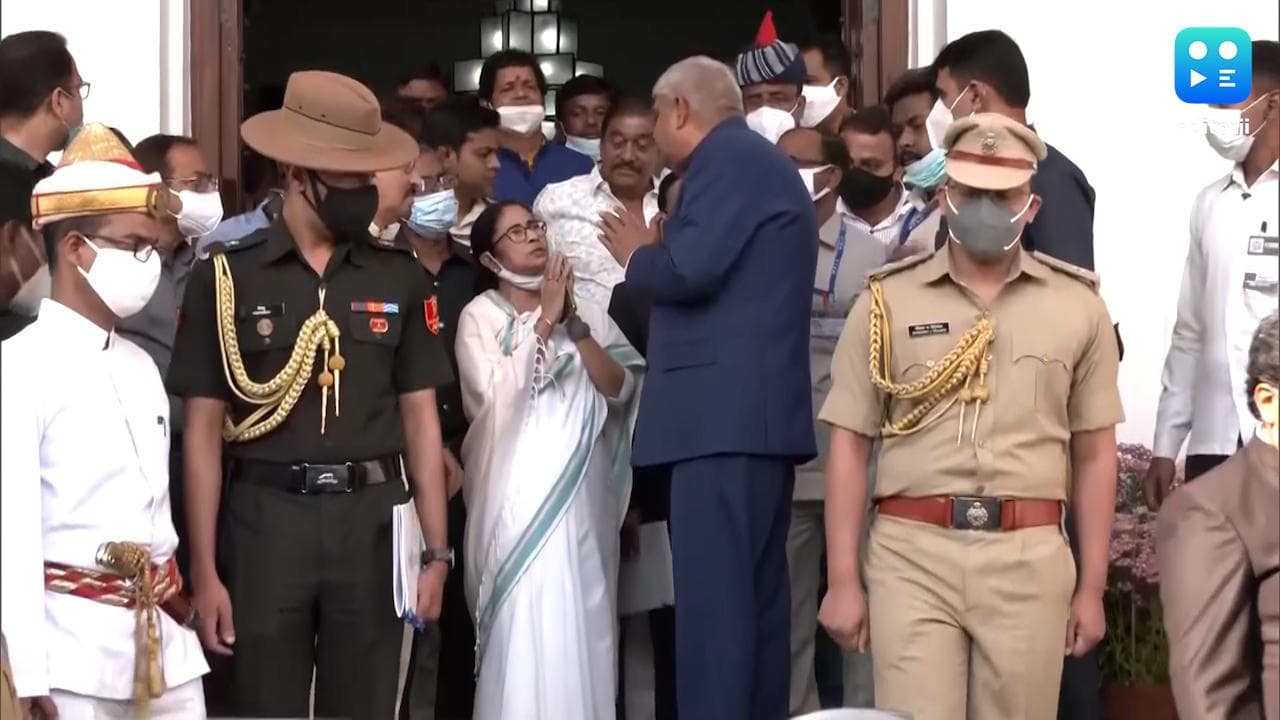 Jagdeep Dhankhar: রাজ্যের সাম্প্রতিক পরিস্থিতি নিয়ে উদ্বিগ্ন রাজ্যপাল, আলোচনার আমন্ত্রণ মুখ্যমন্ত্রীকে