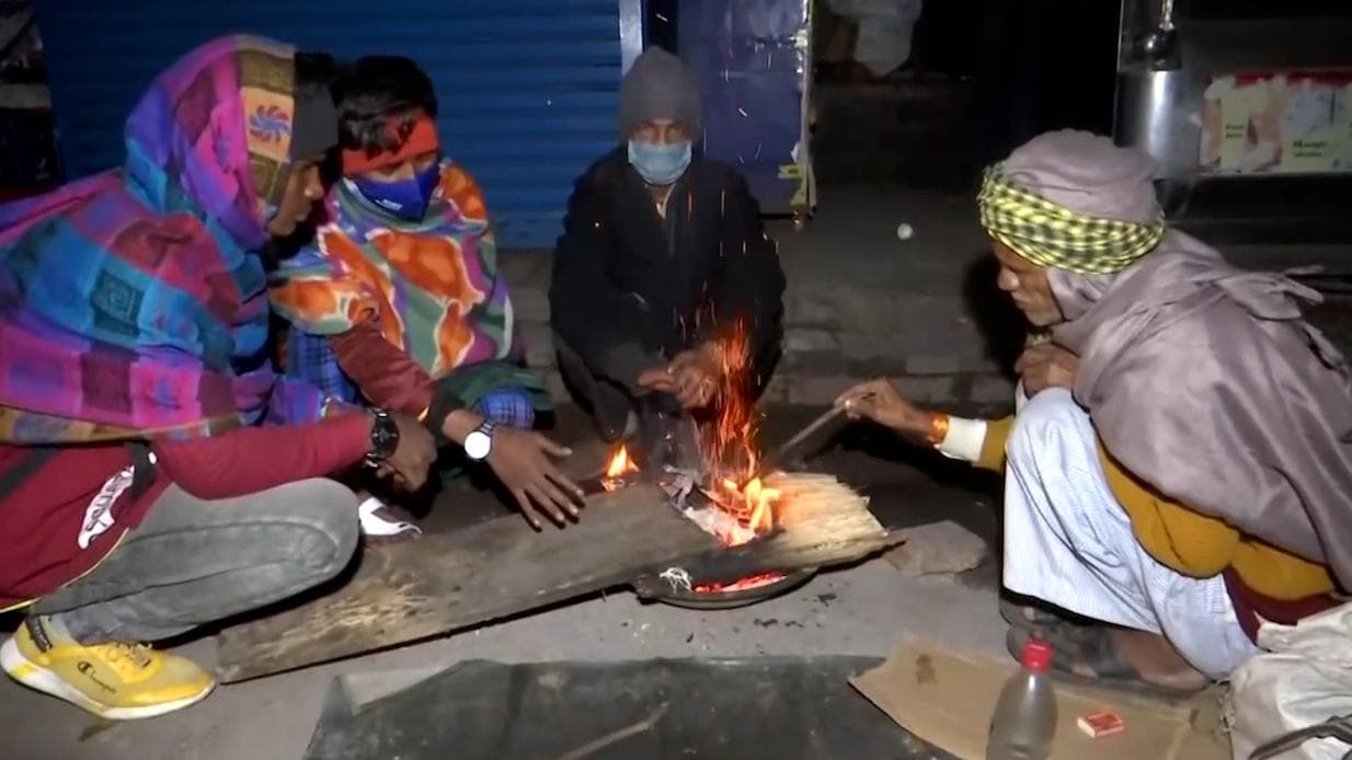 Weather Updates: उत्तर भारत में एक हफ्ते तक जारी रहेगी कंपकपी, दिल्ली में येलो अलर्ट जारी