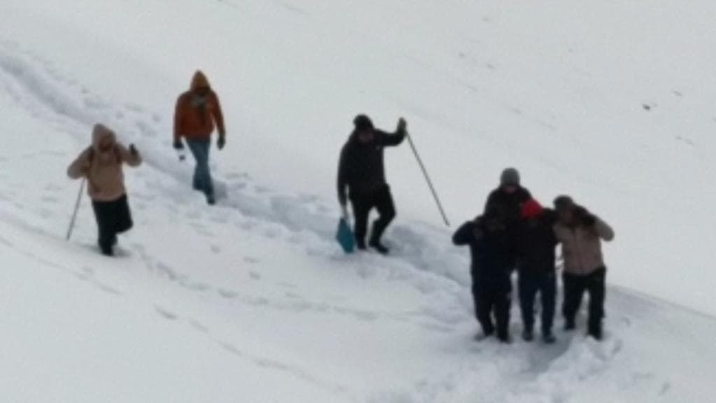 3 hikers dead after heavy snowfall in Himachal Pradesh's Kinnaur, ITBP rescues 10 