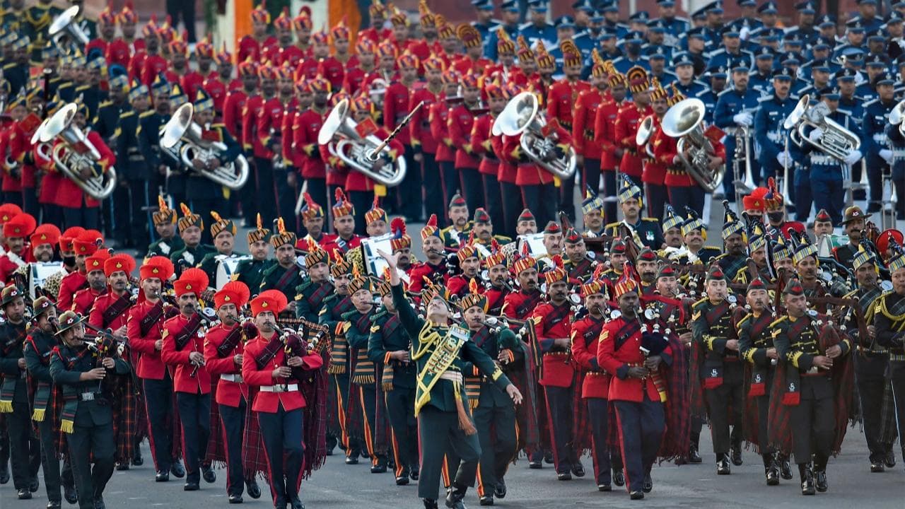 WATCH: Dazzling drones, projection mapping show add colour to Beating the Retreat