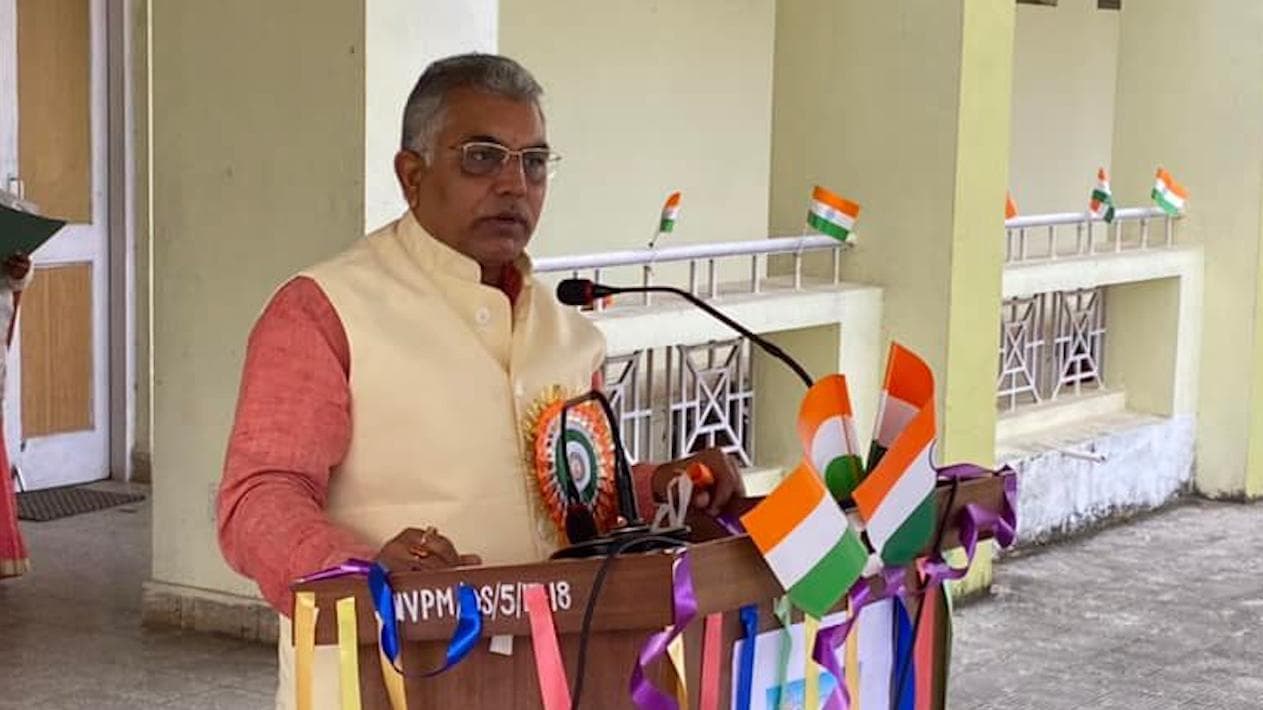 Dilip Ghosh: বুদ্ধদেব ভট্টাচার্যের 'পদ্মভূষণ' সম্মান প্রত্যাখ্যান নিয়ে বামপন্থীদের তীব্র আক্রমণ দিলীপের