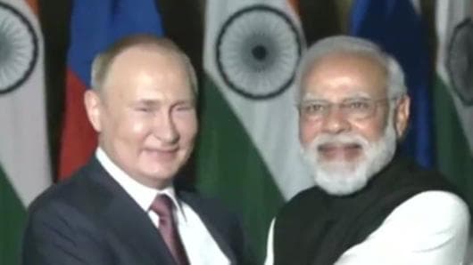 Delhi में गर्मजोशी से मिले मोदी-पुतिन, कई अहम रक्षा समझौतों पर लगी मुहर
