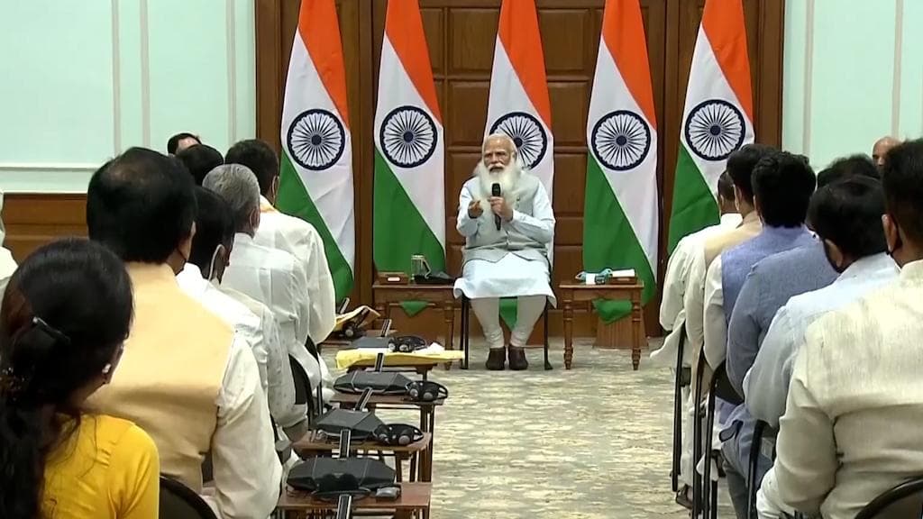 Farm Laws: কৃষি আইন বাতিলে সবুজ সংকেত দিল কেন্দ্রীয় মন্ত্রীসভা, অপেক্ষা সংসদ খোলার