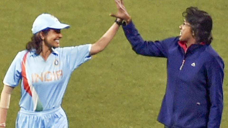 Anushka Sharma's next film to be a Cricketer Jhulan Goswami biopic?