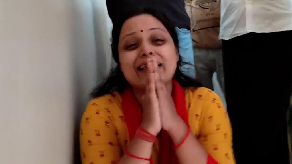 Gorakhpur: पुलिस की कथित पिटाई से हुई कारोबारी की मौत, विपक्ष बोला- योगी सरकार के एनकाउंटर कल्चर का नतीजा