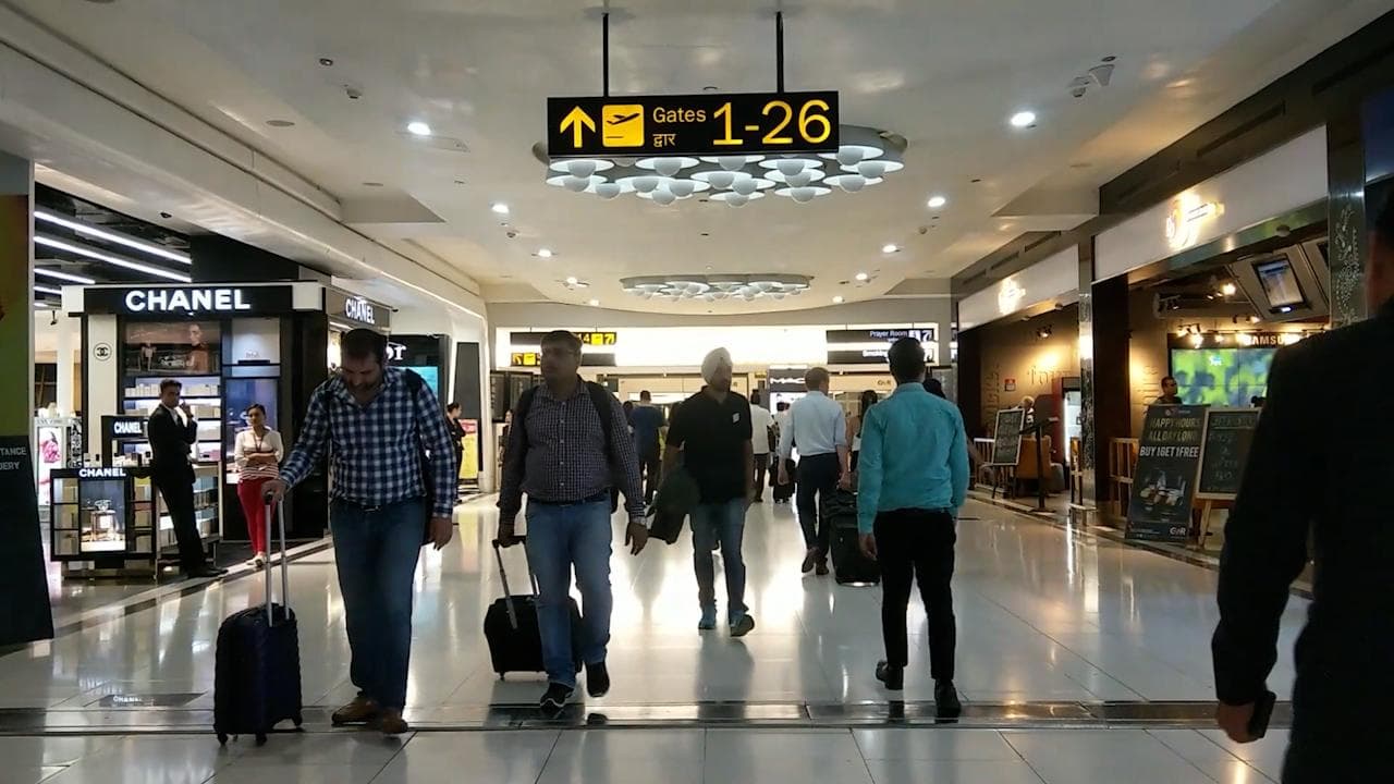 US bill removes green card cap for STEM doctorates, introduces startup visa