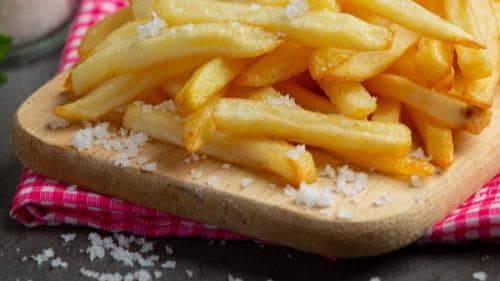 How to debloat naturally after eating too much salt