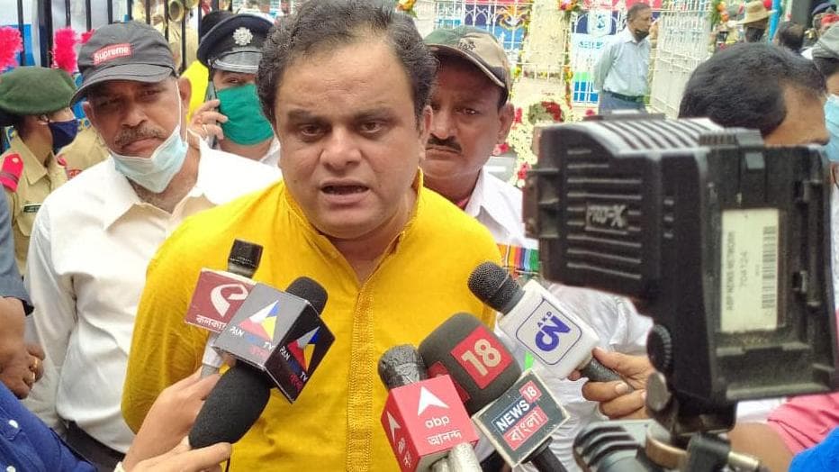 Bengal Schools Reopening: পরিস্থিতি দেখে খোলা হবে স্কুলের সব ক্লাস, জানালেন শিক্ষামন্ত্রী ব্রাত্য বসু