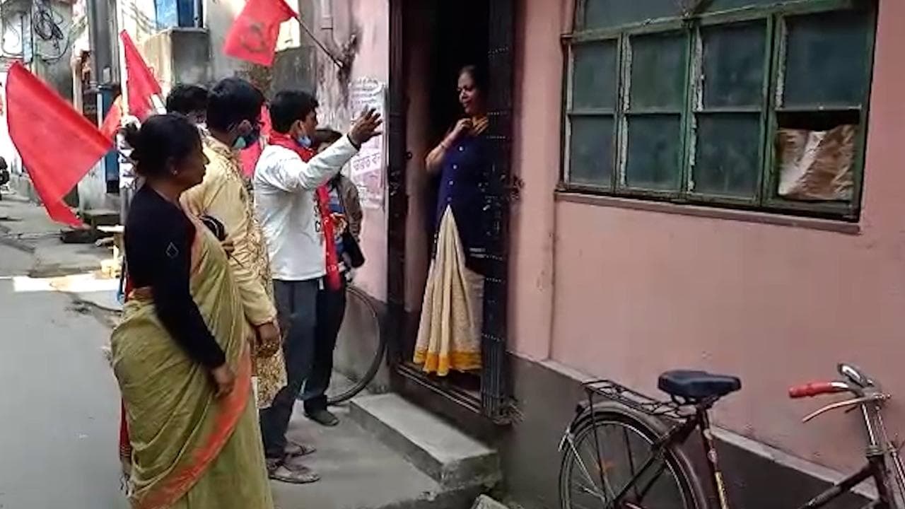 CPM: বরানগরে বাড়ি বাড়ি প্রচারে বাম প্রার্থী, উদ্বেগ 'সন্ত্রাস' নিয়ে