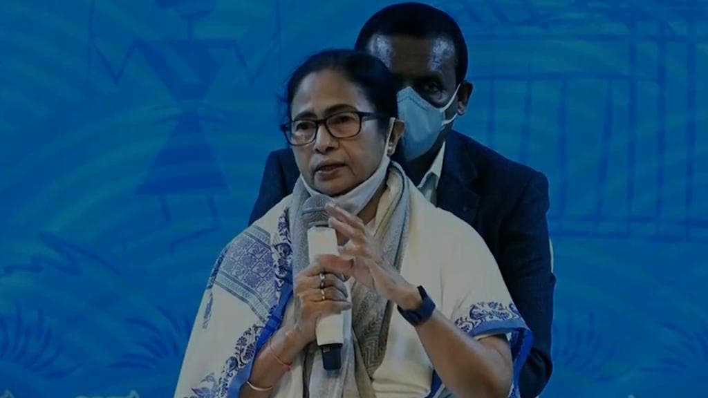 Budget 2022: কেন্দ্রীয় বাজেটে সাধারণ মানুষের জন্য কিচ্ছু নেই, টুইট মমতার