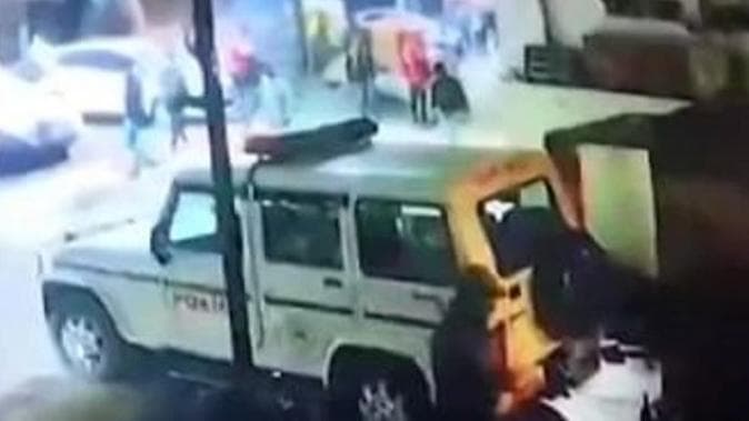 Tensions in Karnataka's Belagavi, curbs imposed after Sangolli Rayanna statue vandalised