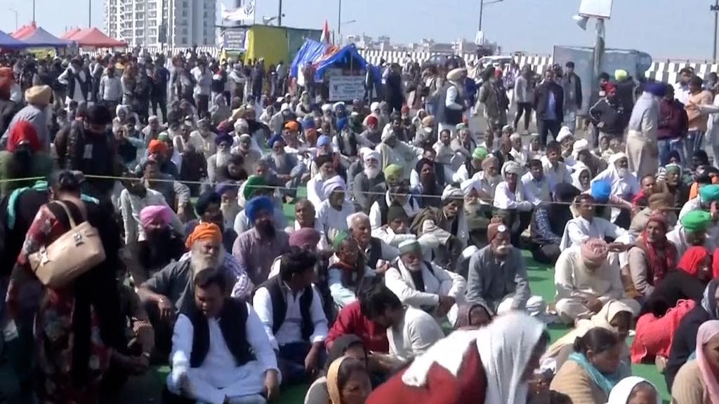 Roads cannot be blocked perpetually: SC on farmer protests at Delhi border