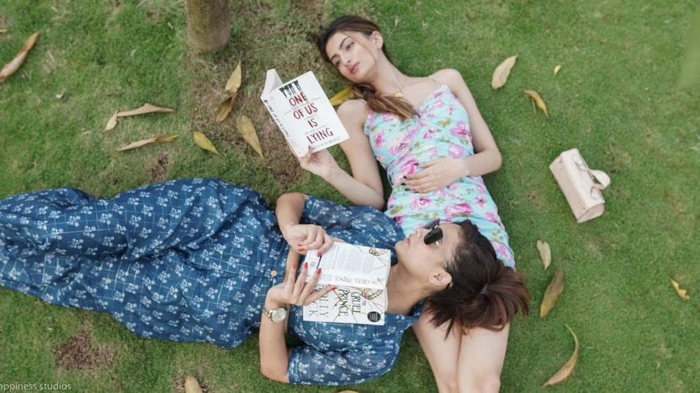 Fans are loving Shweta Tiwari and daughter Palak's birthday dance, call them sisters