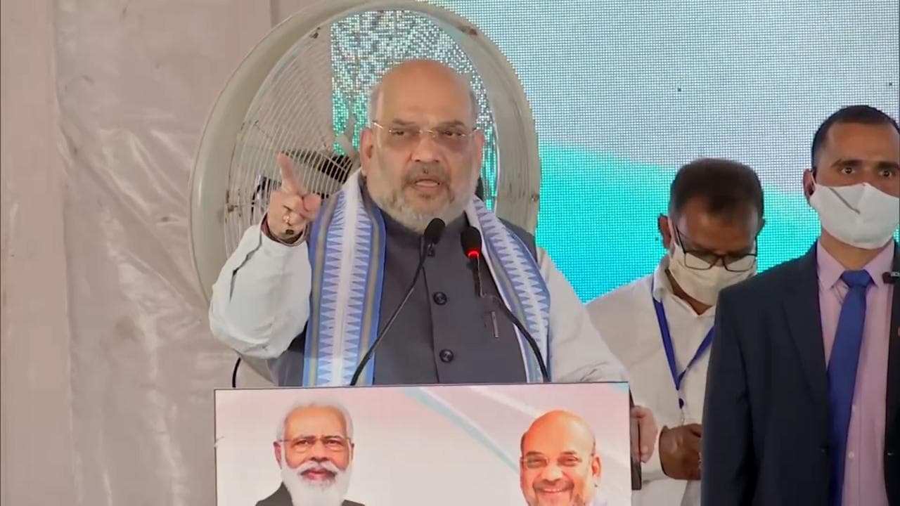 देहरादून में Cong पर बरसे शाह, बोले- कांग्रेस ने हाईवे ब्लॉक करके नमाज पढ़ने की इजाजत दे रखी थी