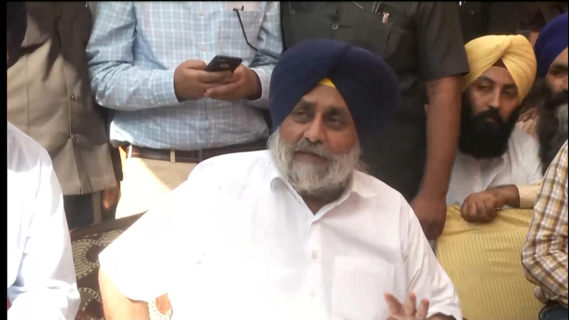 Sukhbir Badal cancels Punjab Bachao Yatra programmes for one day in solidarity with farmers
