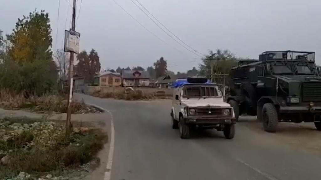 Terrorist Attack: বৃহস্পতিবার জম্মু-কাশ্মীরে বড়োসড়ো সাফল্য সেনার, এনকাউন্টারে মৃত ৩ জঙ্গি