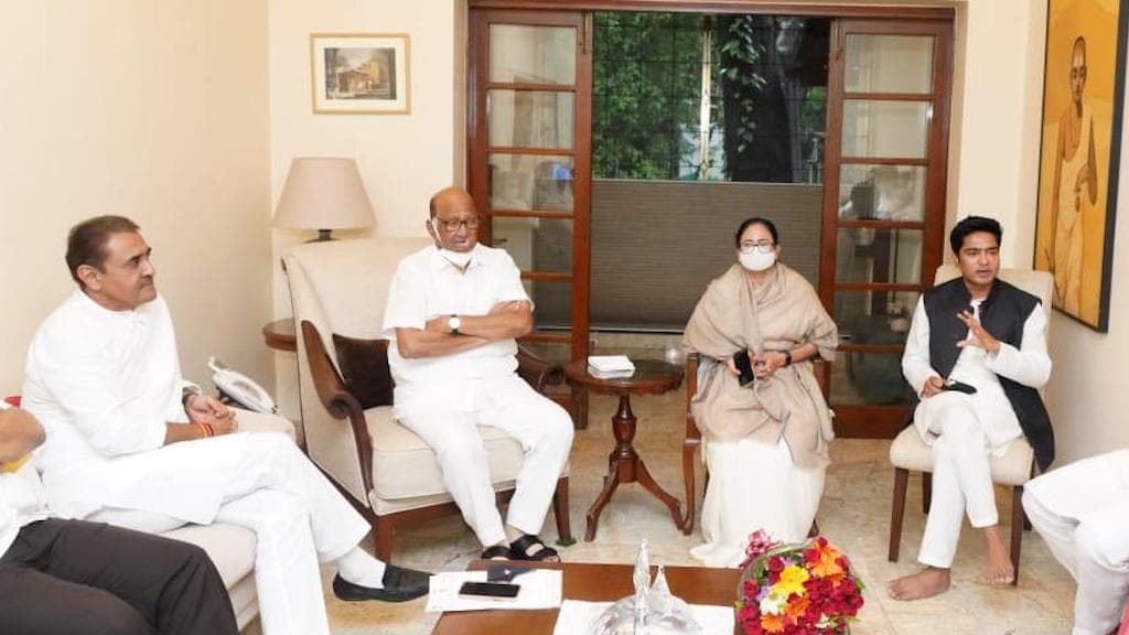 Mamata Banerjee: শরদ পাওয়ারের সঙ্গে বৈঠক, মমতা বন্দ্যোপাধ্যায়ের কাছে অভিযোগ অভিনেত্রী স্বরা ভাস্করের