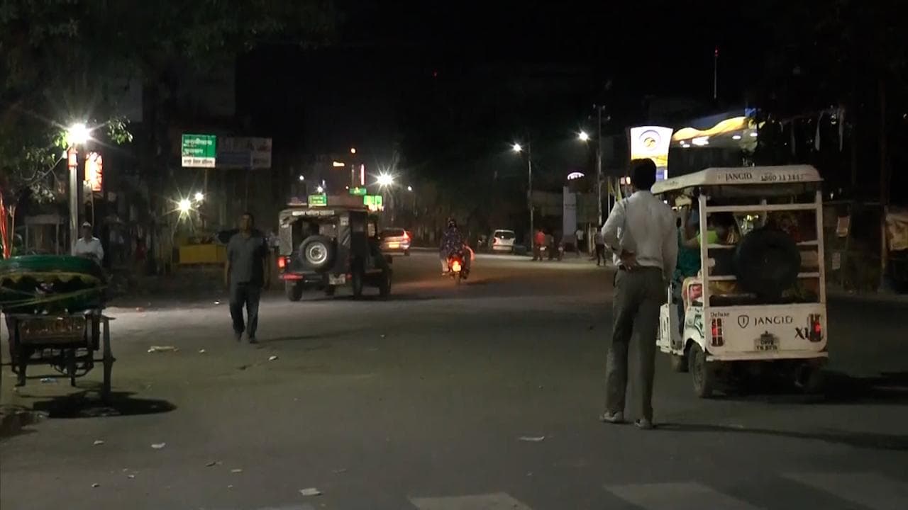 Omicron scare: 11 pm to 5 am night curfew in Uttar Pradesh 