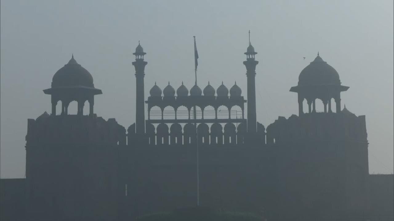 Delhi Air pollution: SC ने केंद्र से पूछा- क्या है प्रदूषण रोकने का प्लान, लगाना होगा लॉकडाउन?