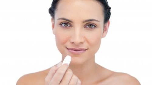 Dealing with chapped lips in winter? Try these easy DIY tips