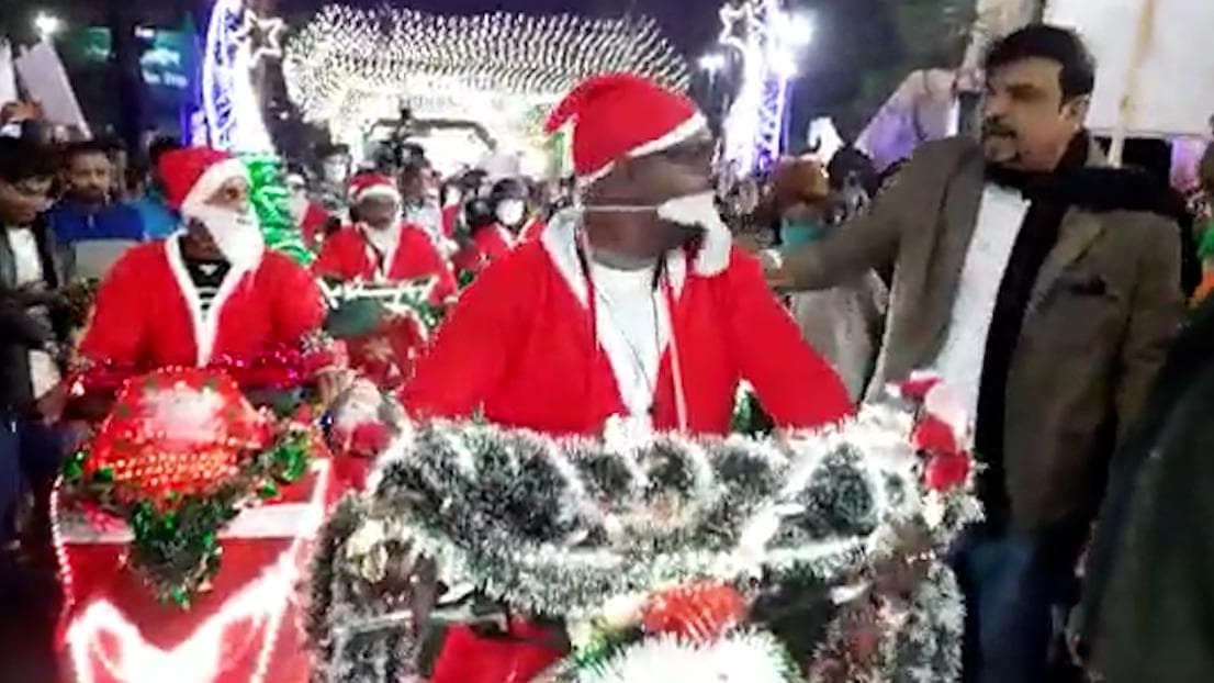 Lake Town Christmas: সুজিত বসুর উদ‍্যোগে লেকটাউনে বড়দিনের উৎসব