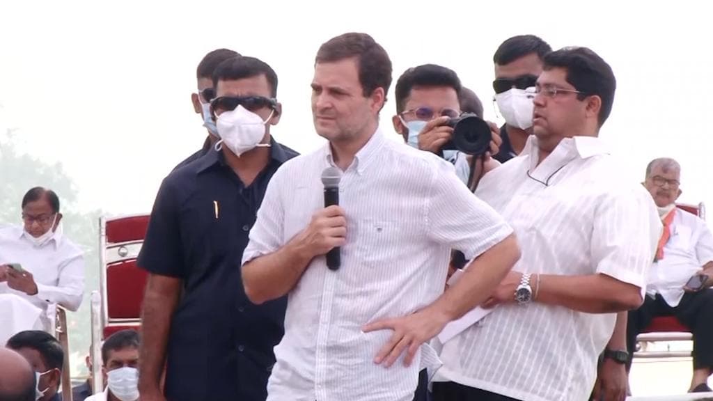 Goa में राहुल गांधी ने की मछुआरों से मुलाकात, बोले- हमारे घोषणापत्र में वादे नहीं गारंटी होते हैं