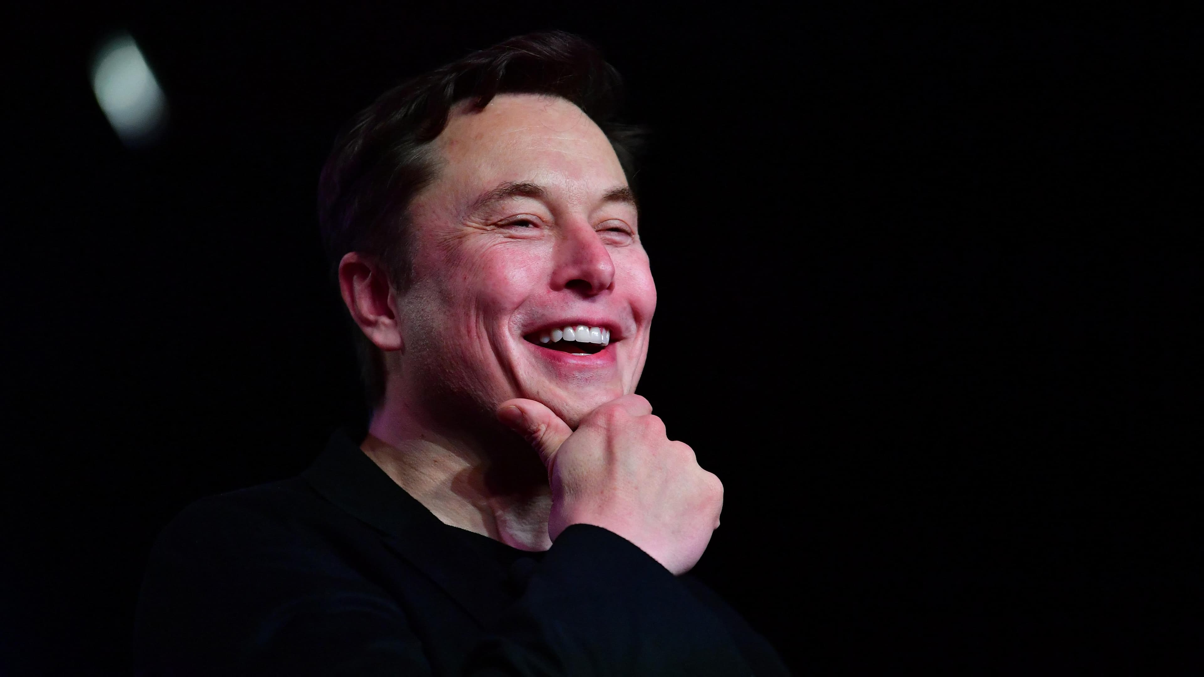 Elon Musk ने पूछा- 6 अरब डॉलर से दुनिया की ‘भूख’ खत्म होती है तो मैं अपने स्टॉक बेचने को तैयार