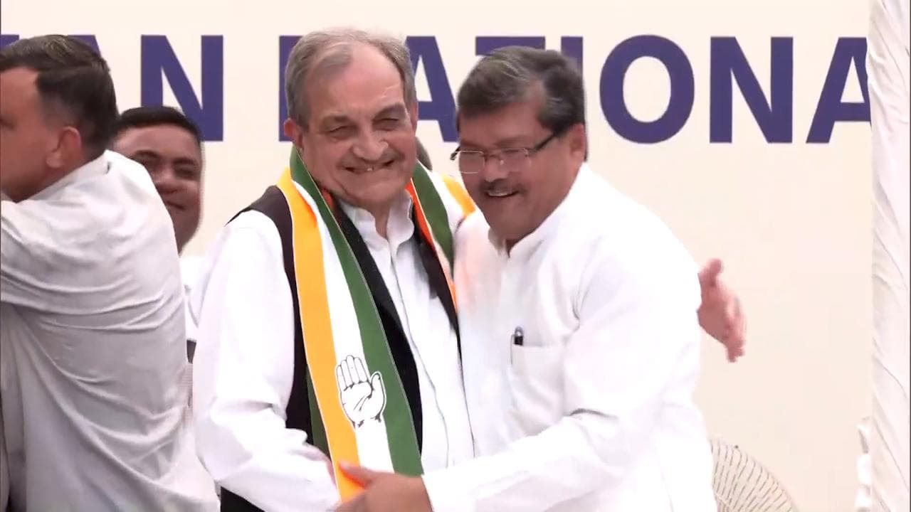 Haryana: Birender Singh returns to Congress fold, fractious party displays show of unity