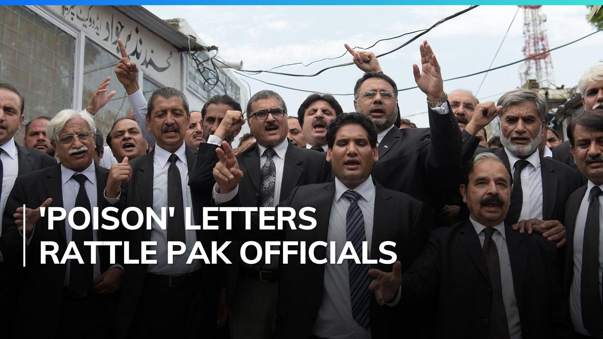 Over dozen Pakistan judges, PM get threatening letters laced with 'toxic powder'