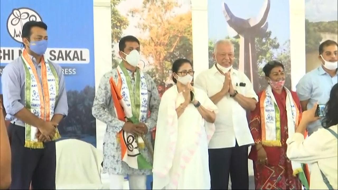 Mamata in Goa: Modi will become more powerful because of Congress