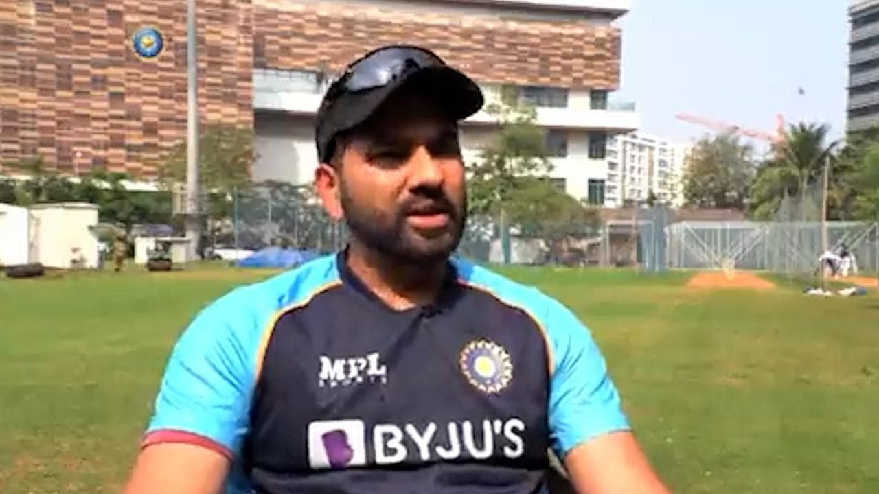 Rohit Sharma: कप्तानी पर छिड़ी बहस के बीच रोहित शर्मा ने यूं दिया आलोचकों को करारा जवाब