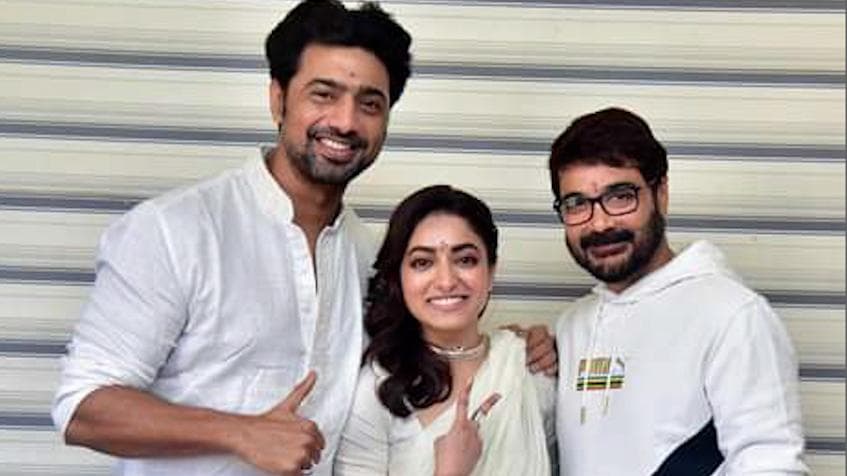 Dev Prosenjit:  দেব-প্রসেনজিৎ বড়পর্দায় একসঙ্গে! এই পুজোয় জমাটি ডুয়েল দেখবে বাংলা