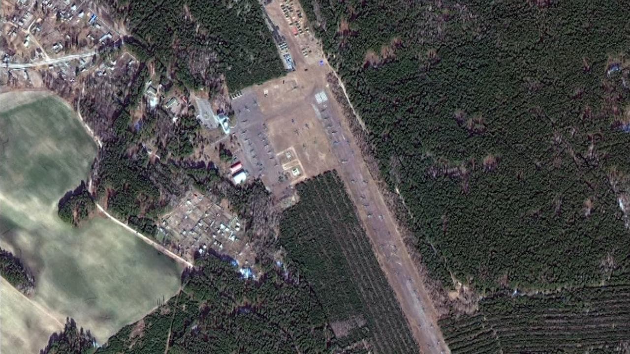 64-km Russian army convoy, burning houses: Satellite images of Ukraine