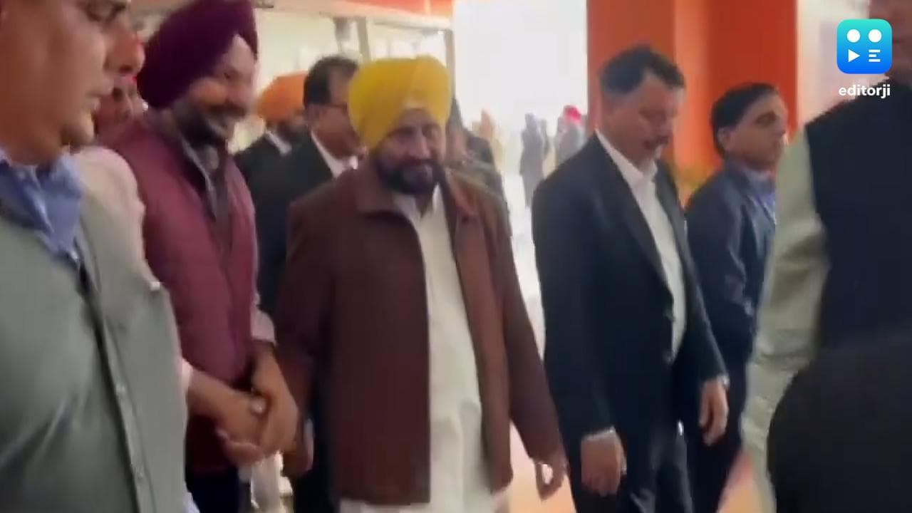 Kartarpur Sahib: पंजाब के CM चन्नी ने करतारपुर साहिब में टेका मत्था, सिद्धू के ना रहने पर होने लगी चर्चा