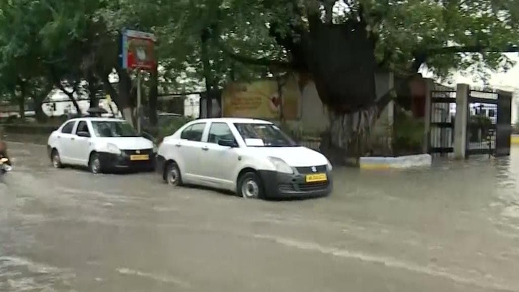 South Bengal Flood: প্রবল বৃষ্টি  ঝাড়খণ্ডে, জল ছাড়ছে DVC, বন্যার আশঙ্কা দক্ষিণবঙ্গে