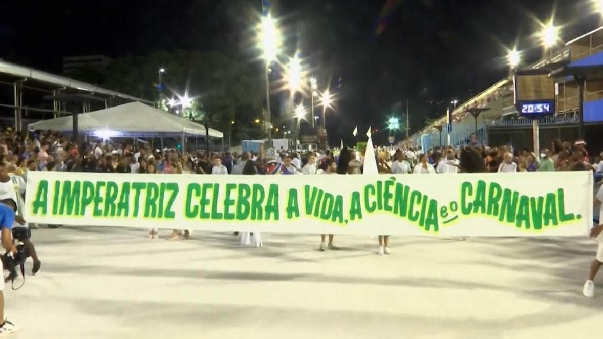 Brazil : করোনা কাটিয়ে ফের কার্নিভাল ফিরছে ব্রাজিলে, শুরু হল প্রস্তুতি