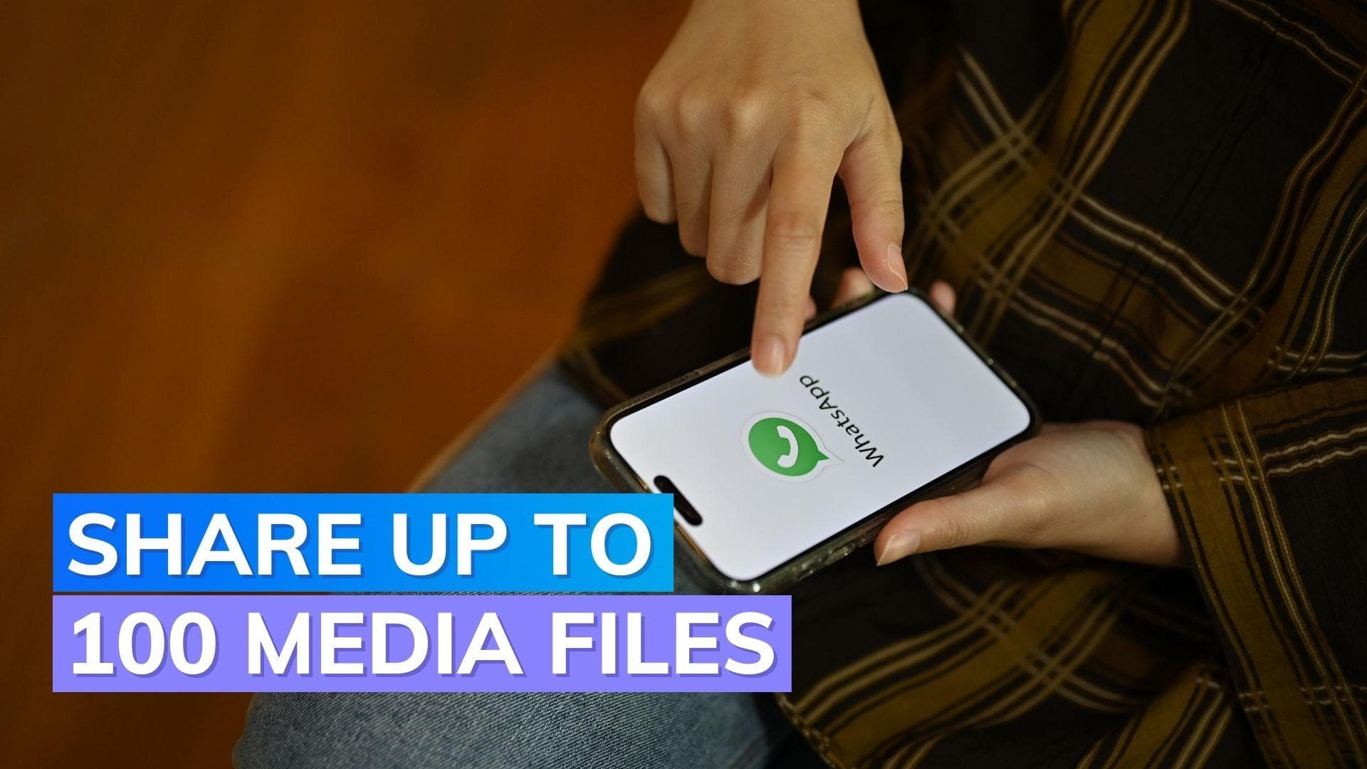 WhatsApp testing ability to share up to 100 media files in a chat